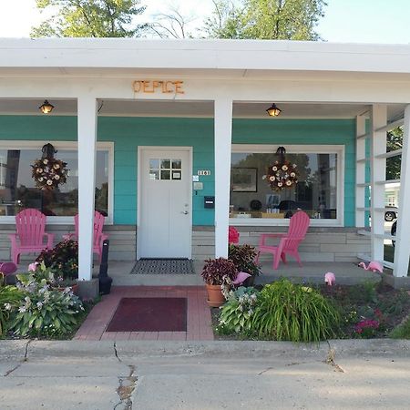 Motel 57 Sturgeon Bay Bagian luar foto