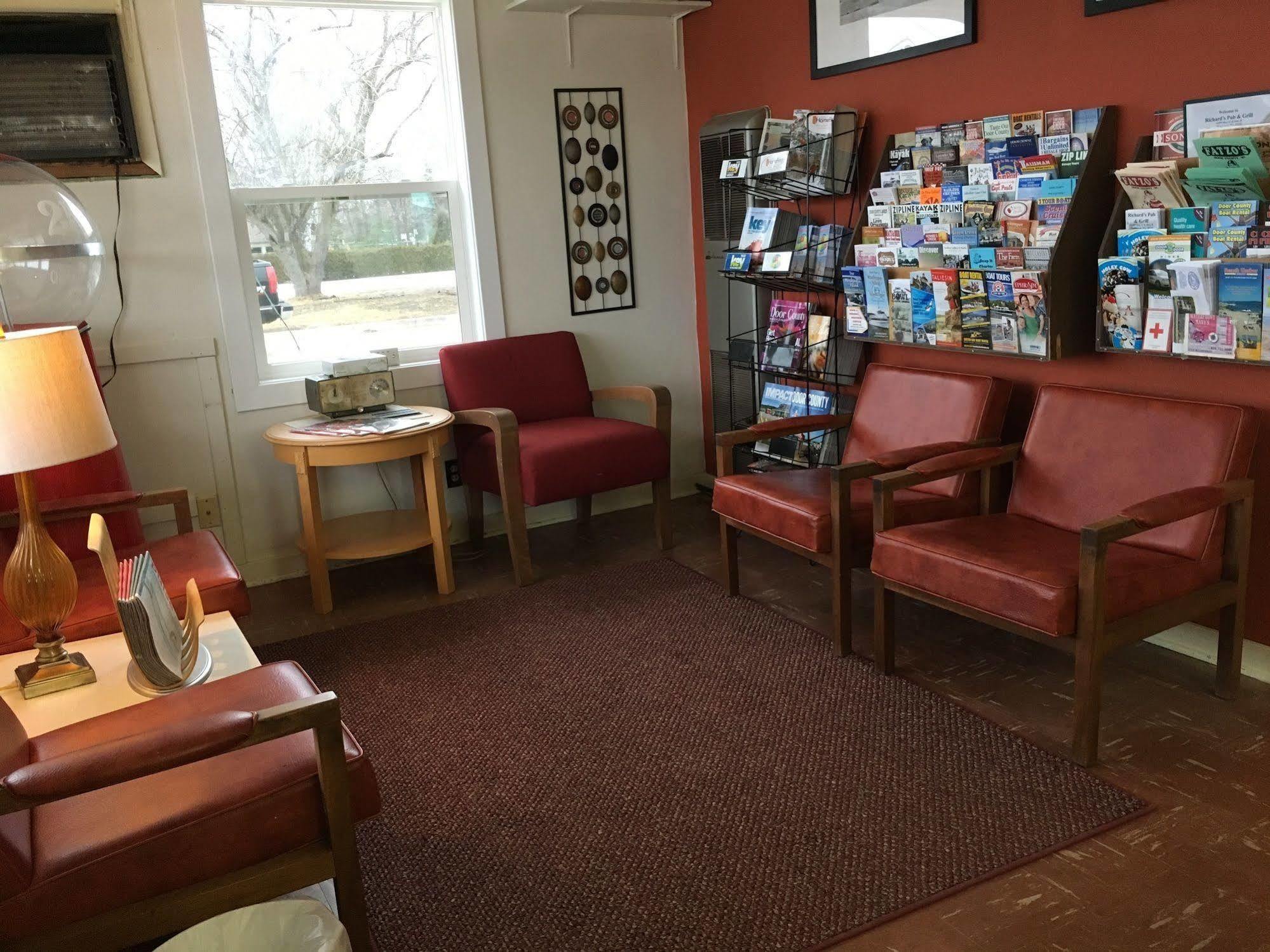 Motel 57 Sturgeon Bay Bagian luar foto