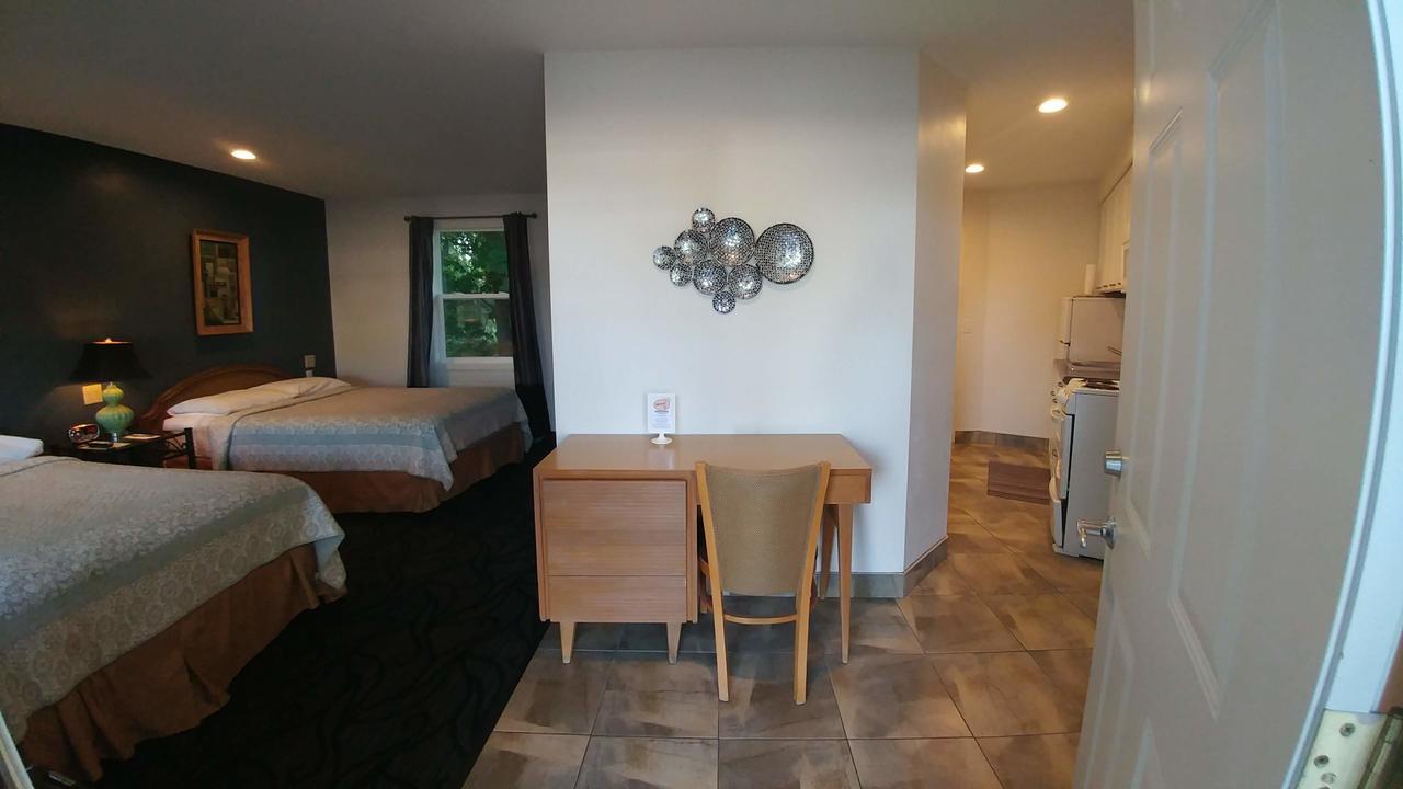 Motel 57 Sturgeon Bay Bagian luar foto