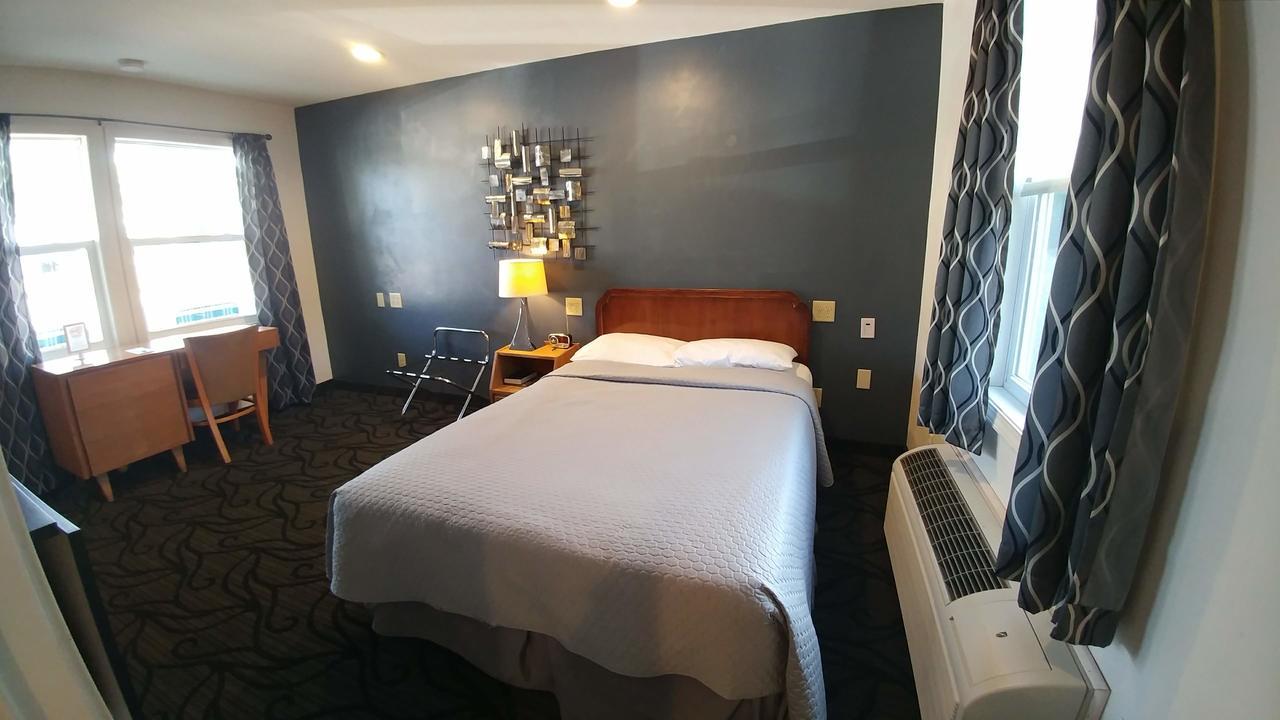 Motel 57 Sturgeon Bay Bagian luar foto