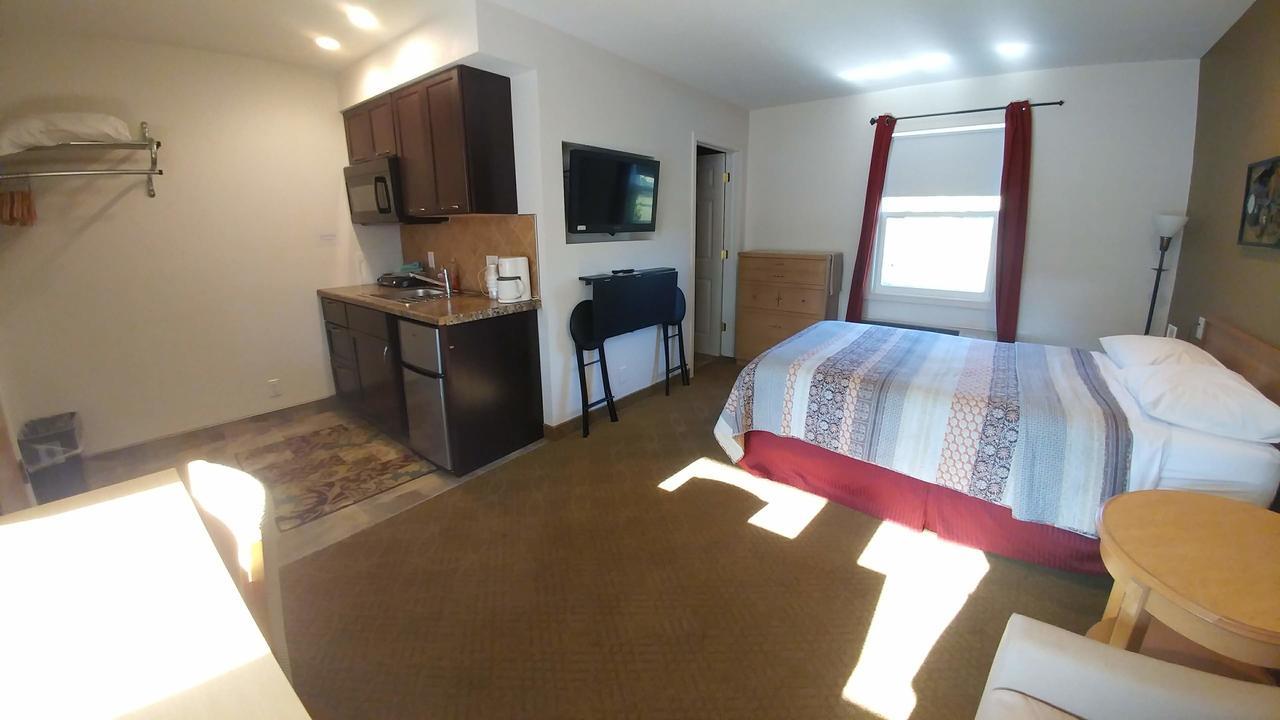 Motel 57 Sturgeon Bay Bagian luar foto