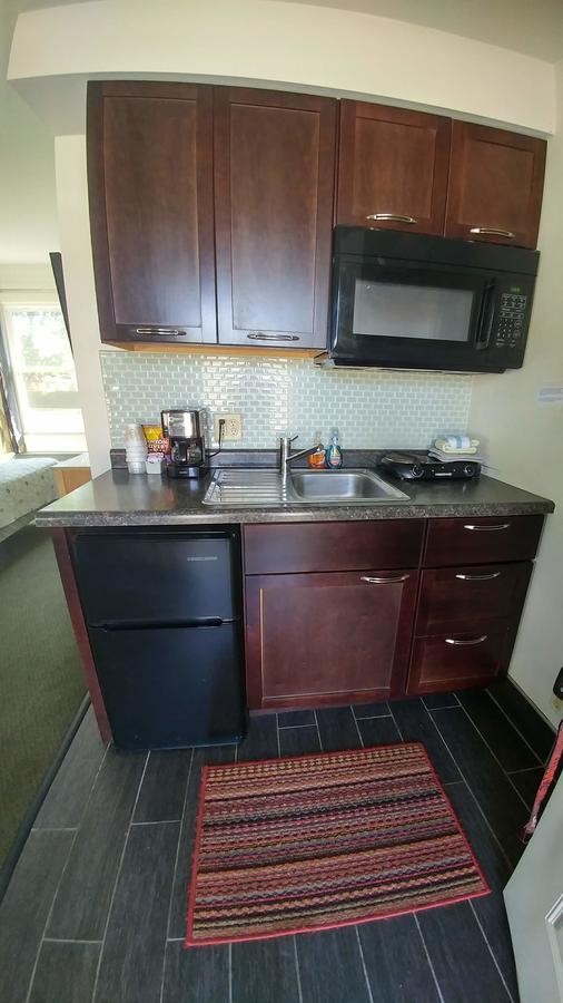 Motel 57 Sturgeon Bay Bagian luar foto