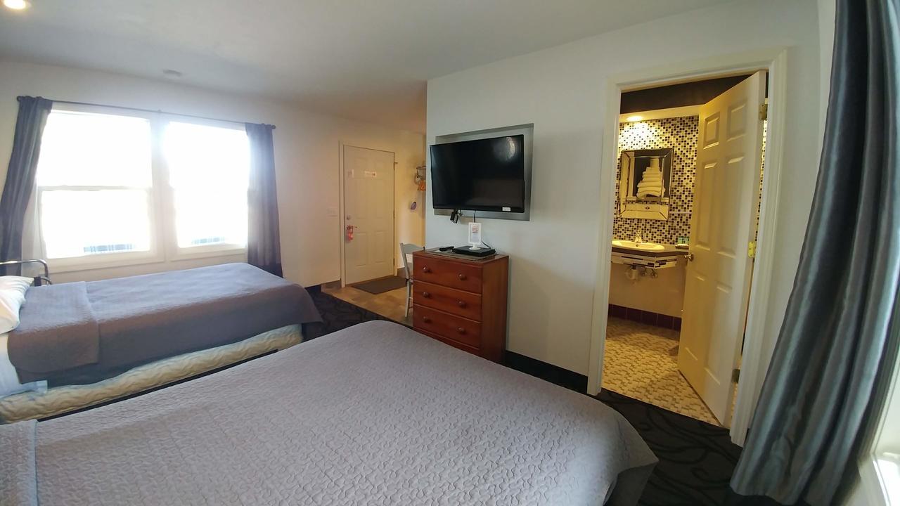 Motel 57 Sturgeon Bay Bagian luar foto